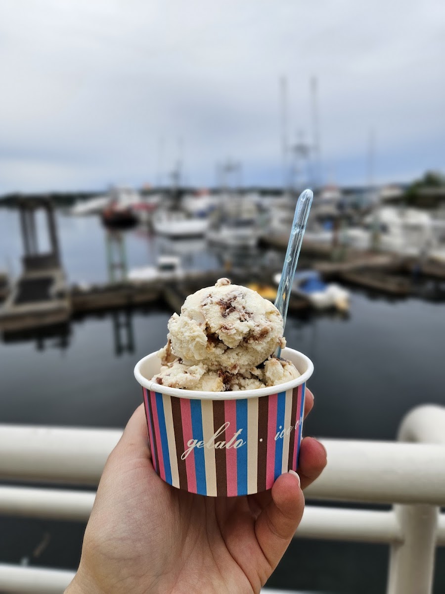 Waterfront Confections Photos 2